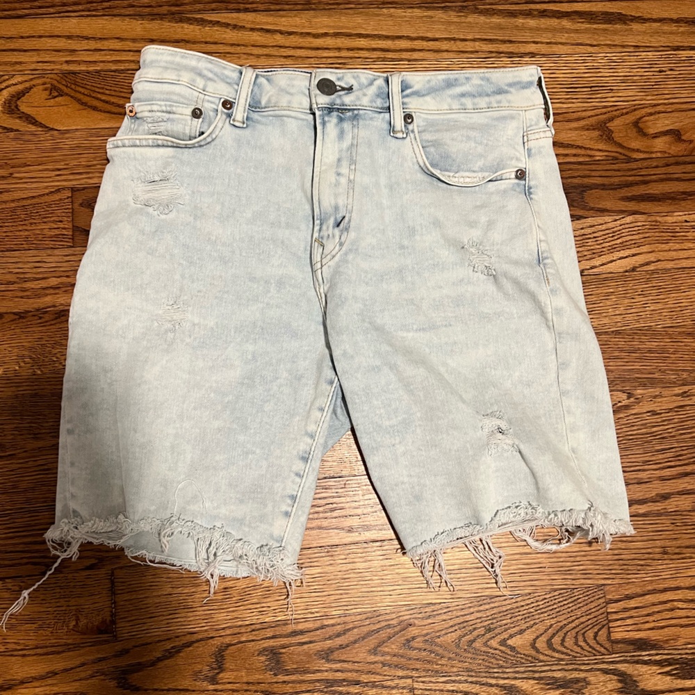 AE Flex- Light Wash Distressed Denim Shorts